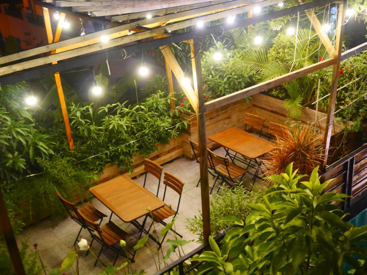Cua Bien Homestay Haiphong Exterior foto