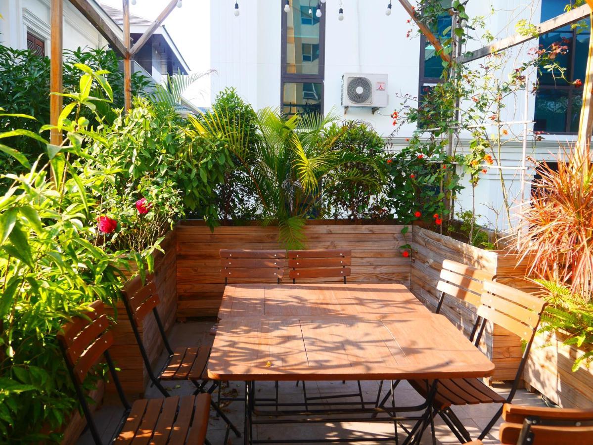 Cua Bien Homestay Haiphong Exterior foto